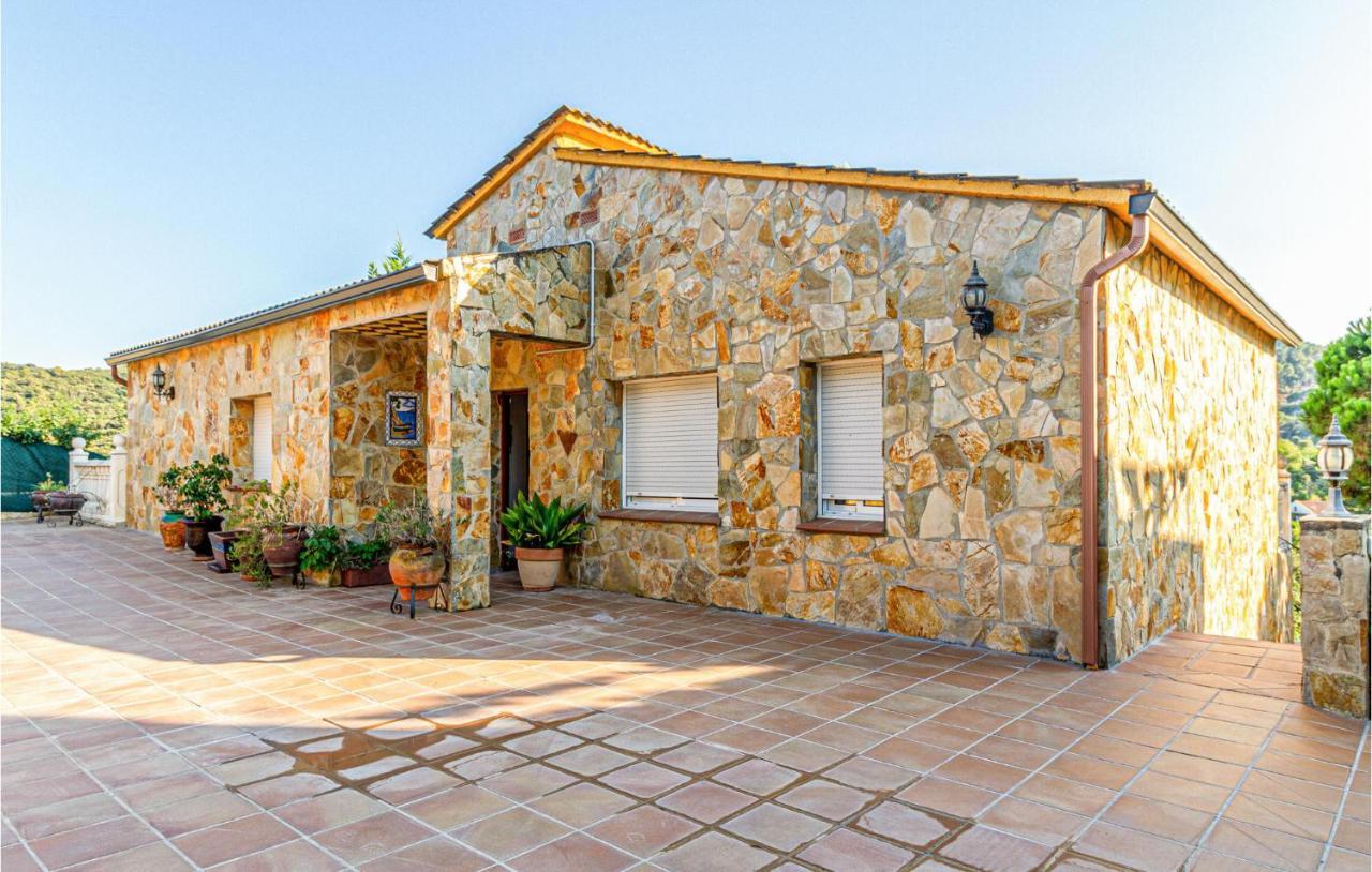 Stunning Home In Palafolls Kültér fotó